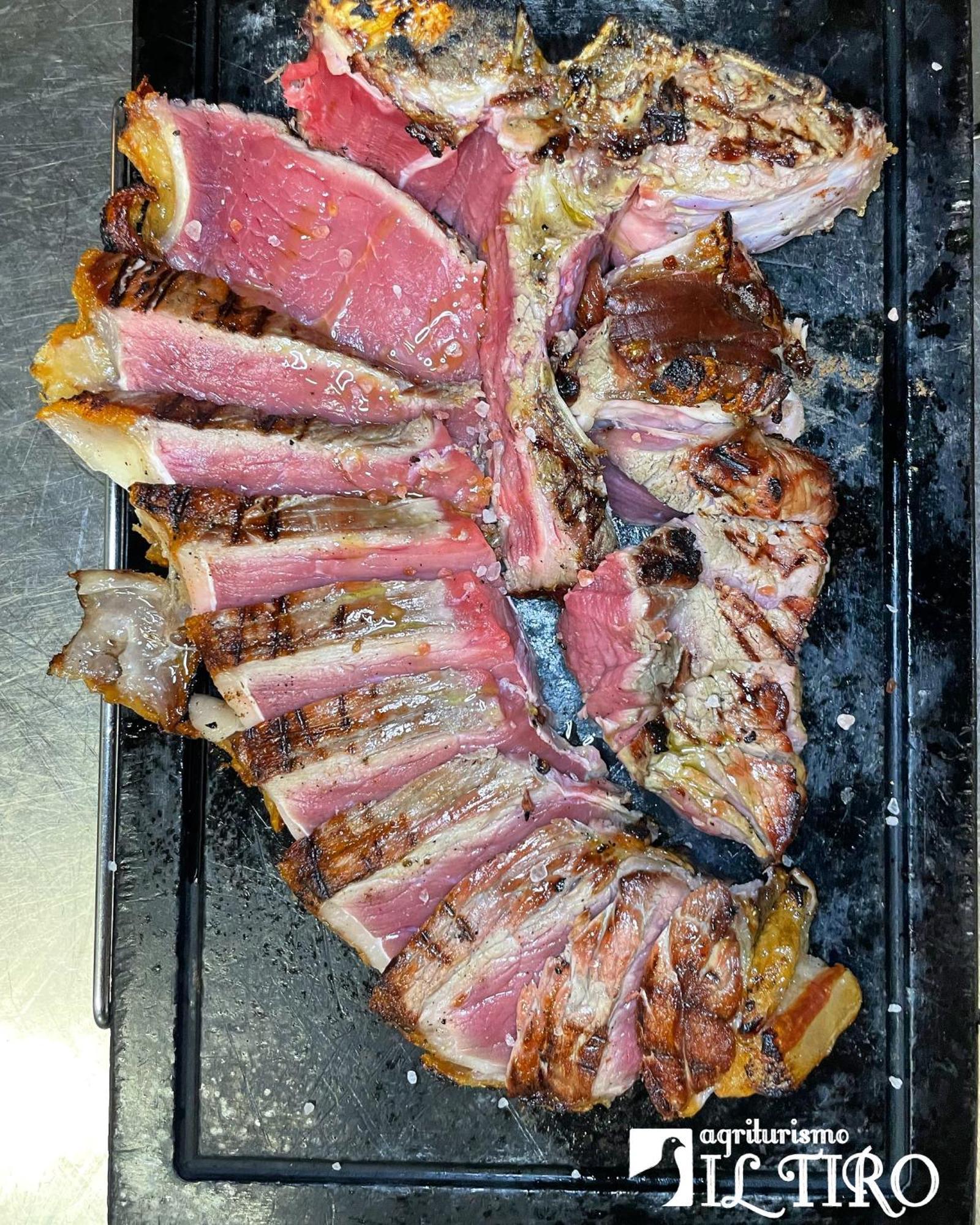 Agriturismo Il Tiro 카스텔 델 피아노 외부 사진