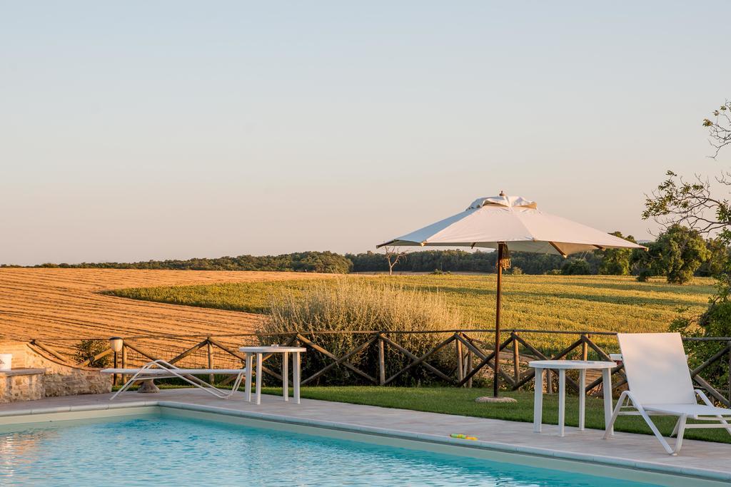 Agriturismo Il Tiro 카스텔 델 피아노 외부 사진